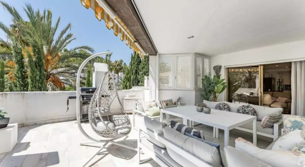 4-bedroom Apartment In Marbella, Spain (116 M²)
