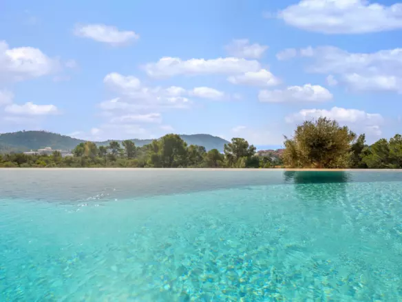 5-bedroom Country House In Andratx, Spain (800 M²)