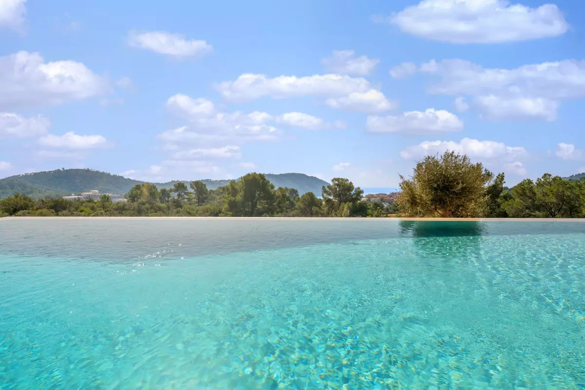 5-bedroom Country House In Andratx, Spain (800 M²)