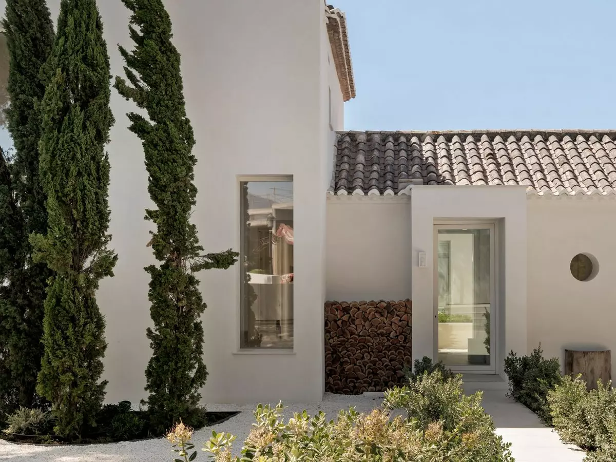 4-bedroom Villa In Estepona, Spain (262 M²)