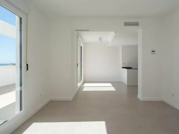 3-bedroom Apartment In Estepona, Spain (111 M²)