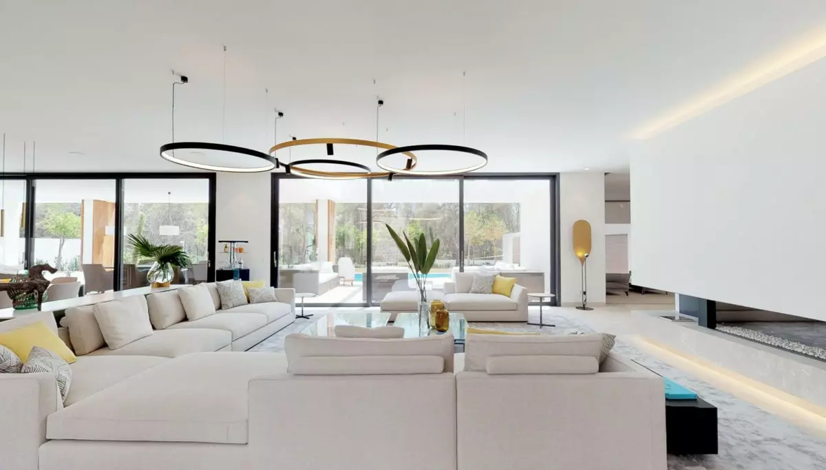6-bedroom Villa In Calvià, Spain (748 M²)