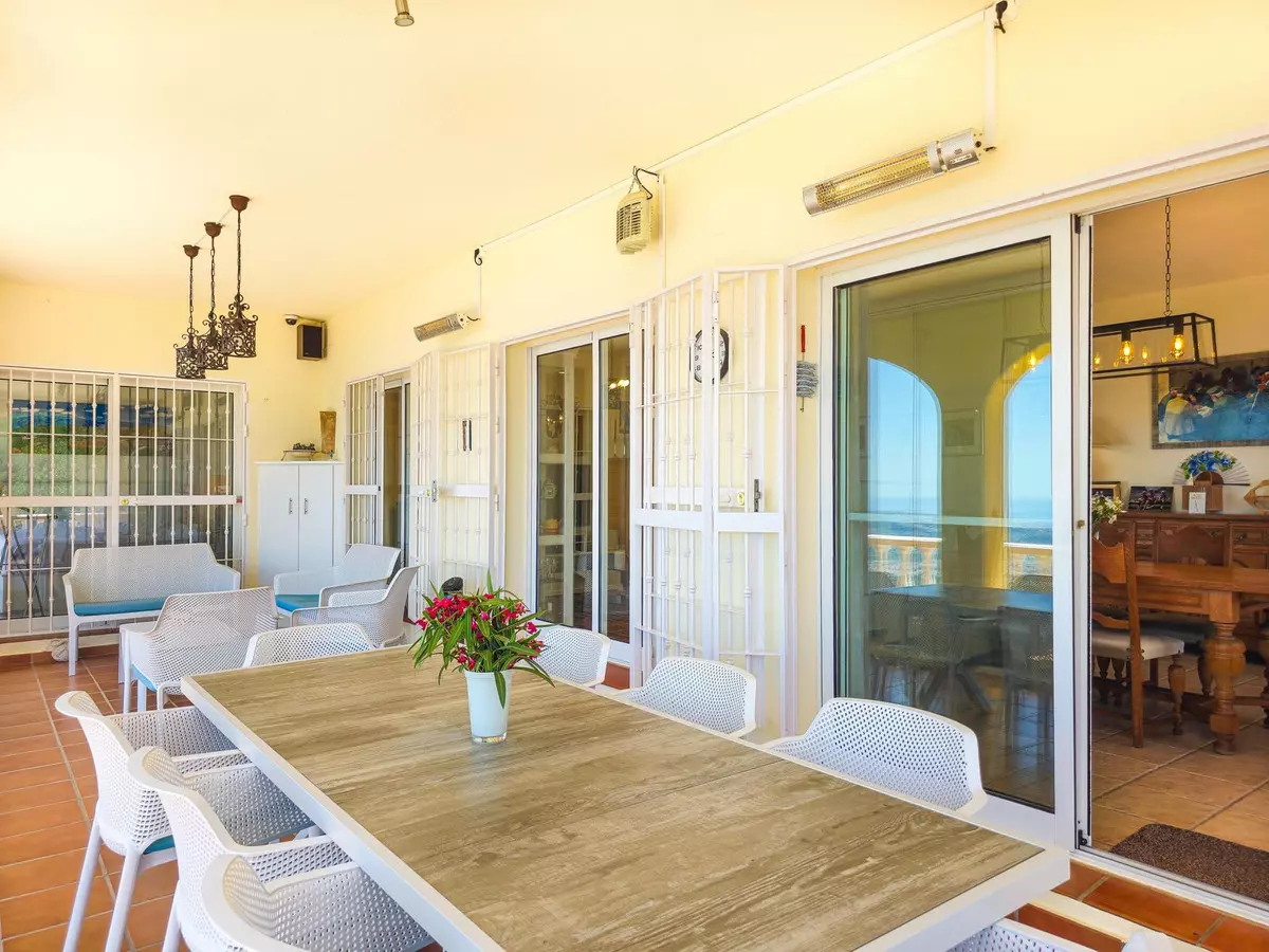 4-bedroom Villa In Vélez – Málaga, Spain (298 M²)