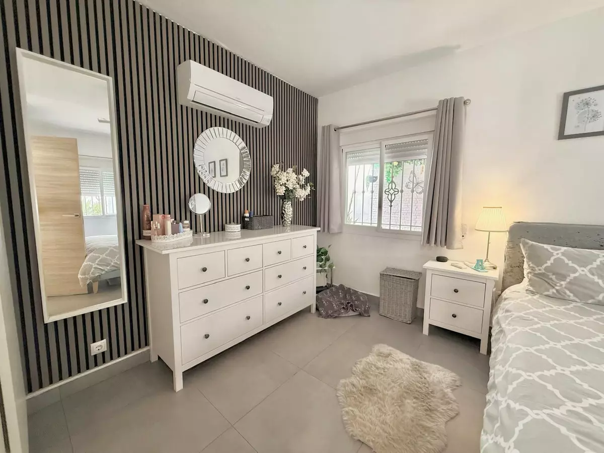 3-bedroom Villa In Benalmádena, Spain (90 M²)