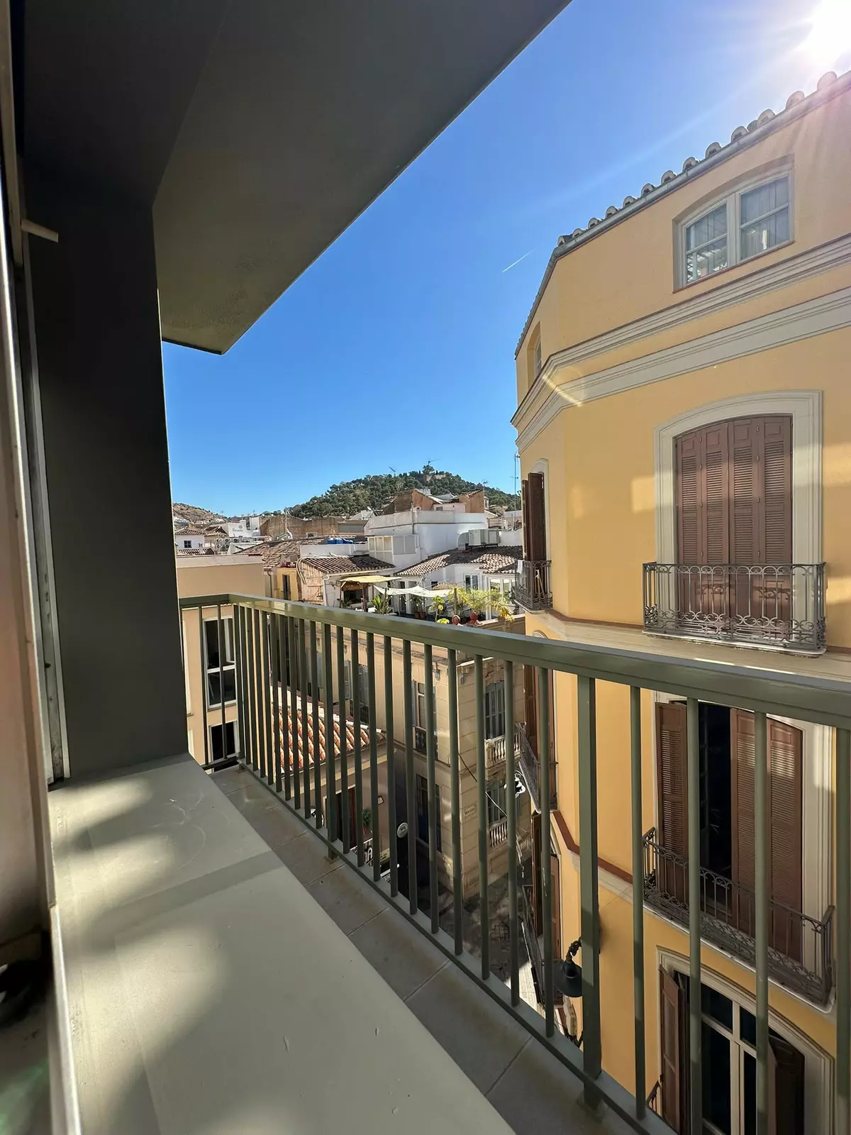 ShowFeedImage-eb1733 4-bedroom Apartment In Málaga, Spain (180 M²)