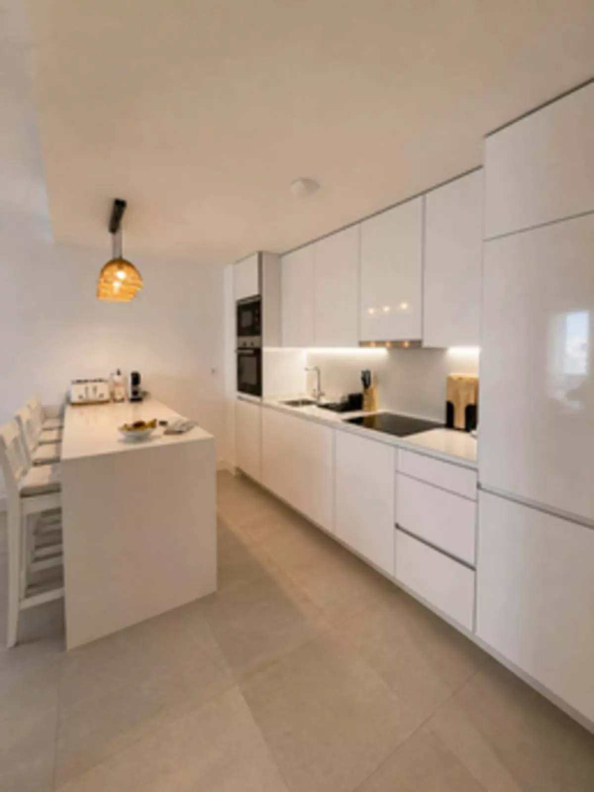 3-bedroom Apartment In Manilva, Spain (101 M²)