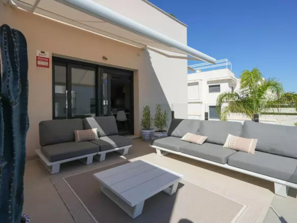 3-bedroom Apartment In Pilar De La Horadada, Spain (95 M²)