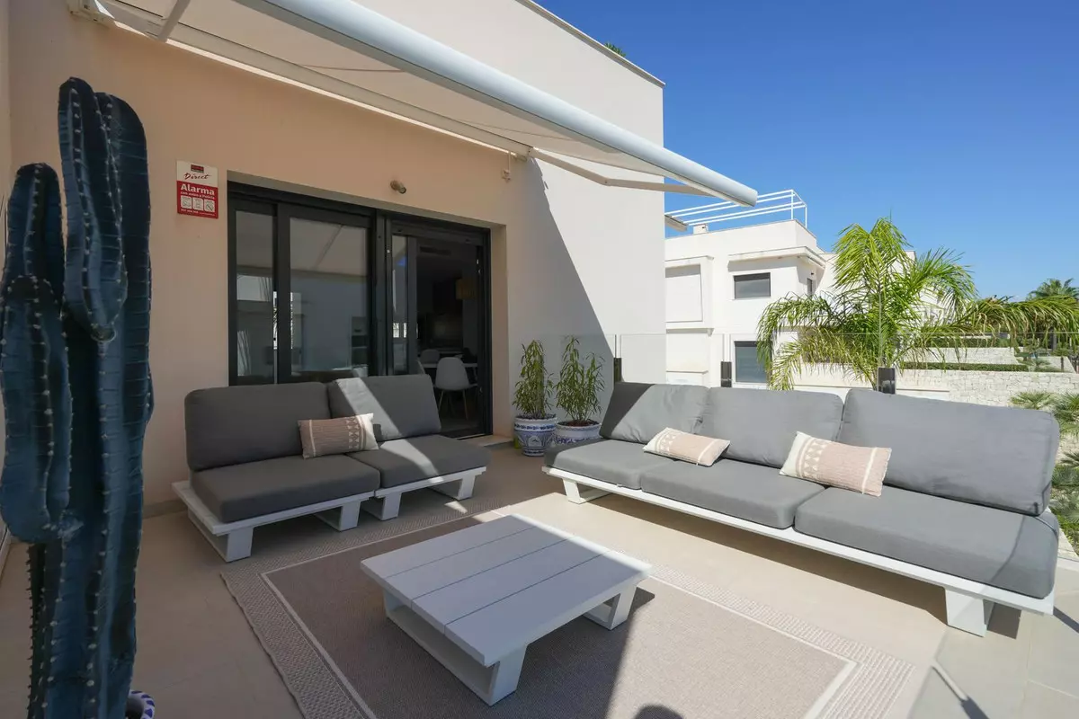 3-bedroom Apartment In Pilar De La Horadada, Spain (95 M²)