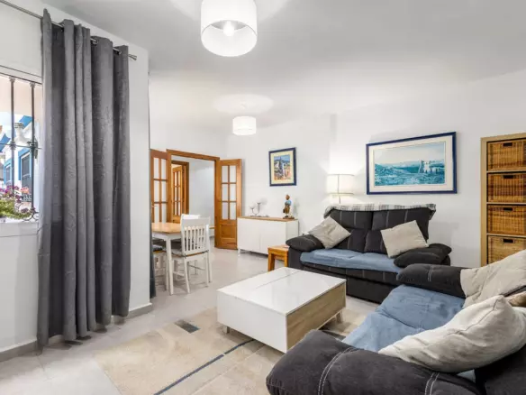5-bedroom Town House In Alhaurín El Grande, Spain (169 M²)