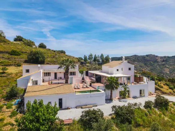 7-bedroom Villa In Cómpeta, Spain (381 M²)
