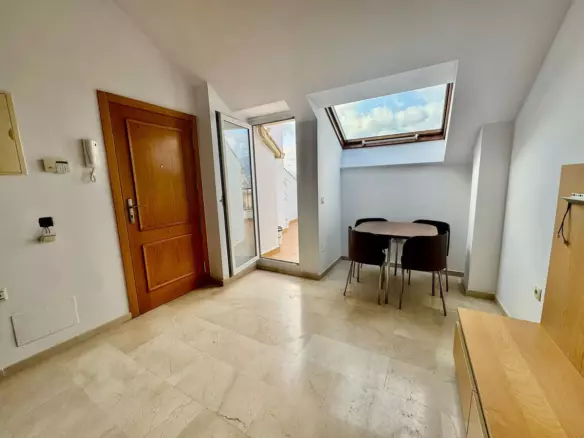 1-bedroom Apartment In Fuengirola, Spain (100 M²)