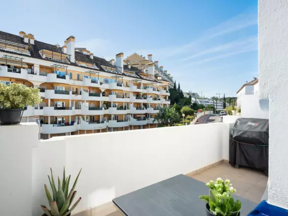 3-bedroom Apartment In Marbella, Spain (151 M²)