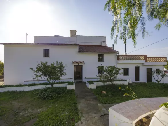 6-bedroom Country House In Pizarra, Spain (371 M²)