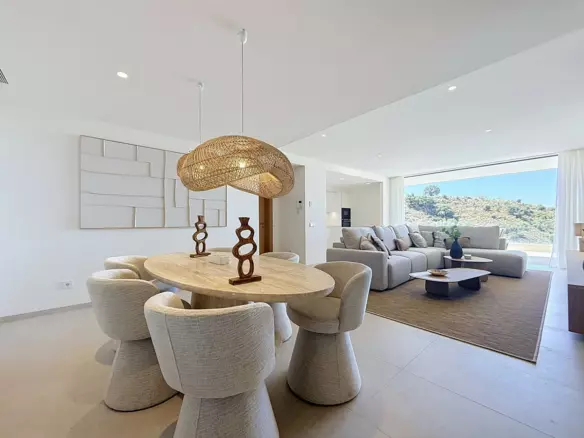 3-bedroom Apartment In Benahavis, Spain (150 M²)