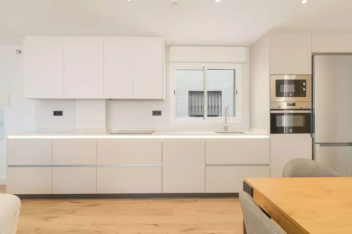 3-bedroom Apartment In Fuengirola, Spain (130 M²)