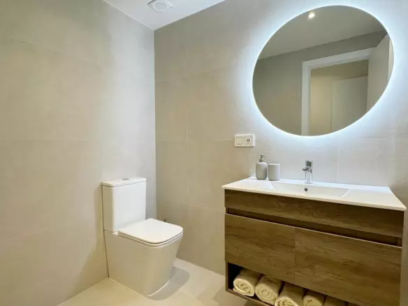 2-bedroom Apartment In Estepona, Spain (78 M²)