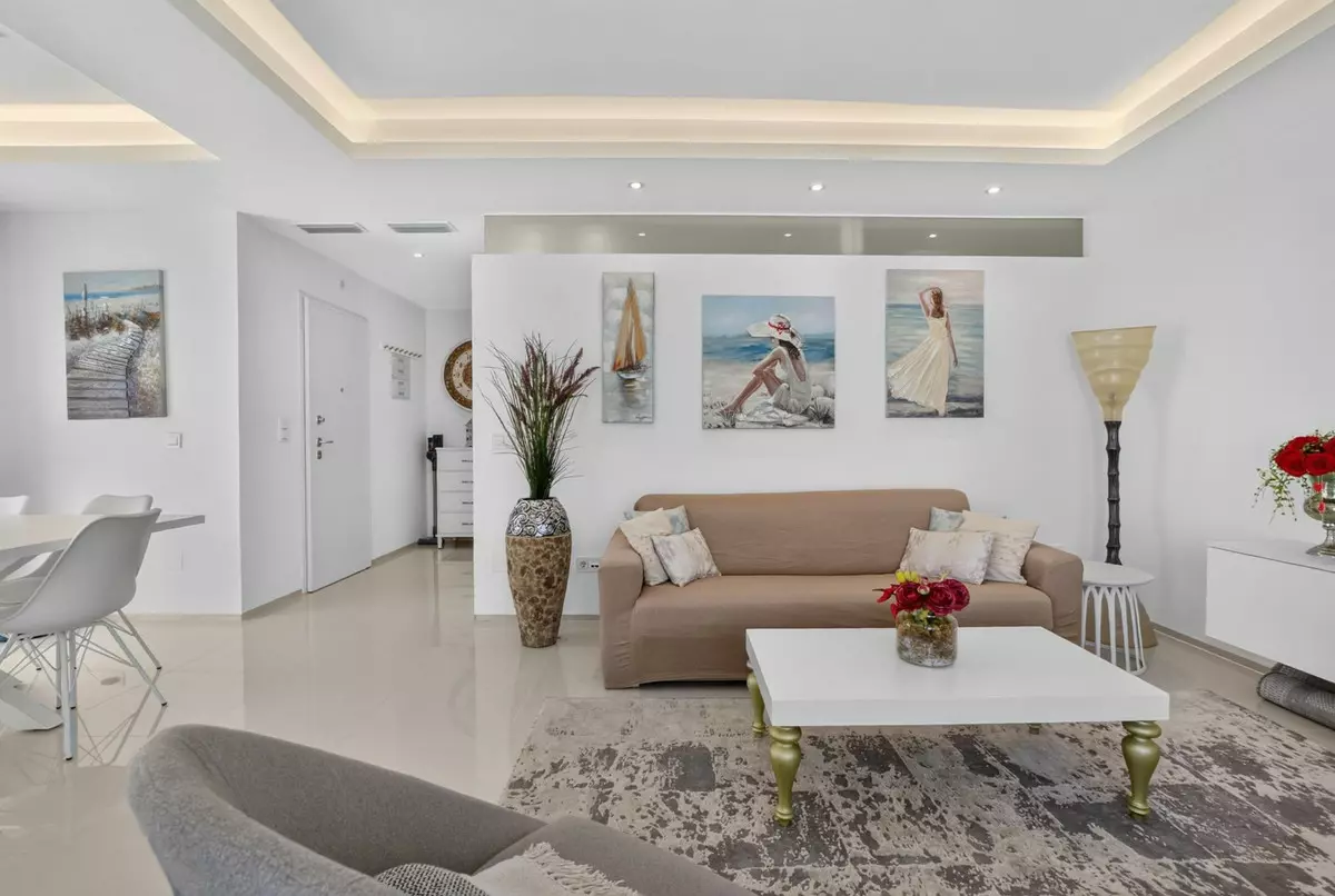 2-bedroom Apartment In Rojales, Spain (82 M²)