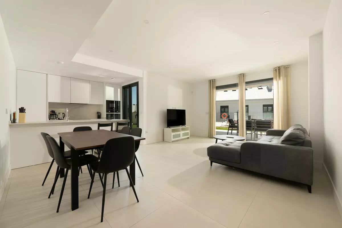 3-bedroom Apartment In Fuengirola, Spain (93 M²)