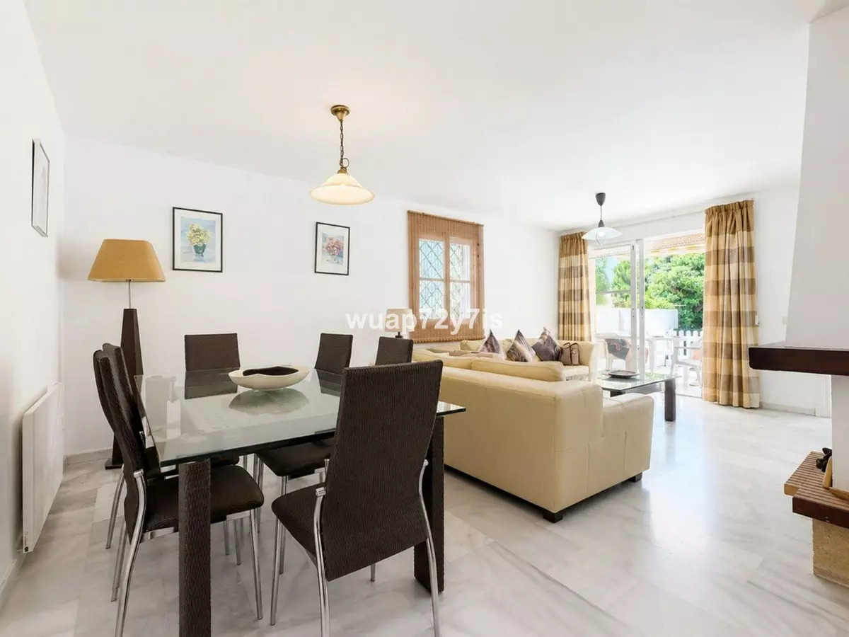 2-bedroom Town House In Estepona, Spain (116 M²)
