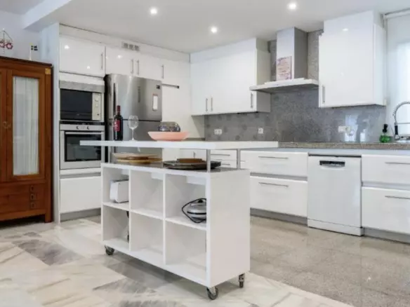 4-bedroom Apartment In Marbella, Spain (116 M²)