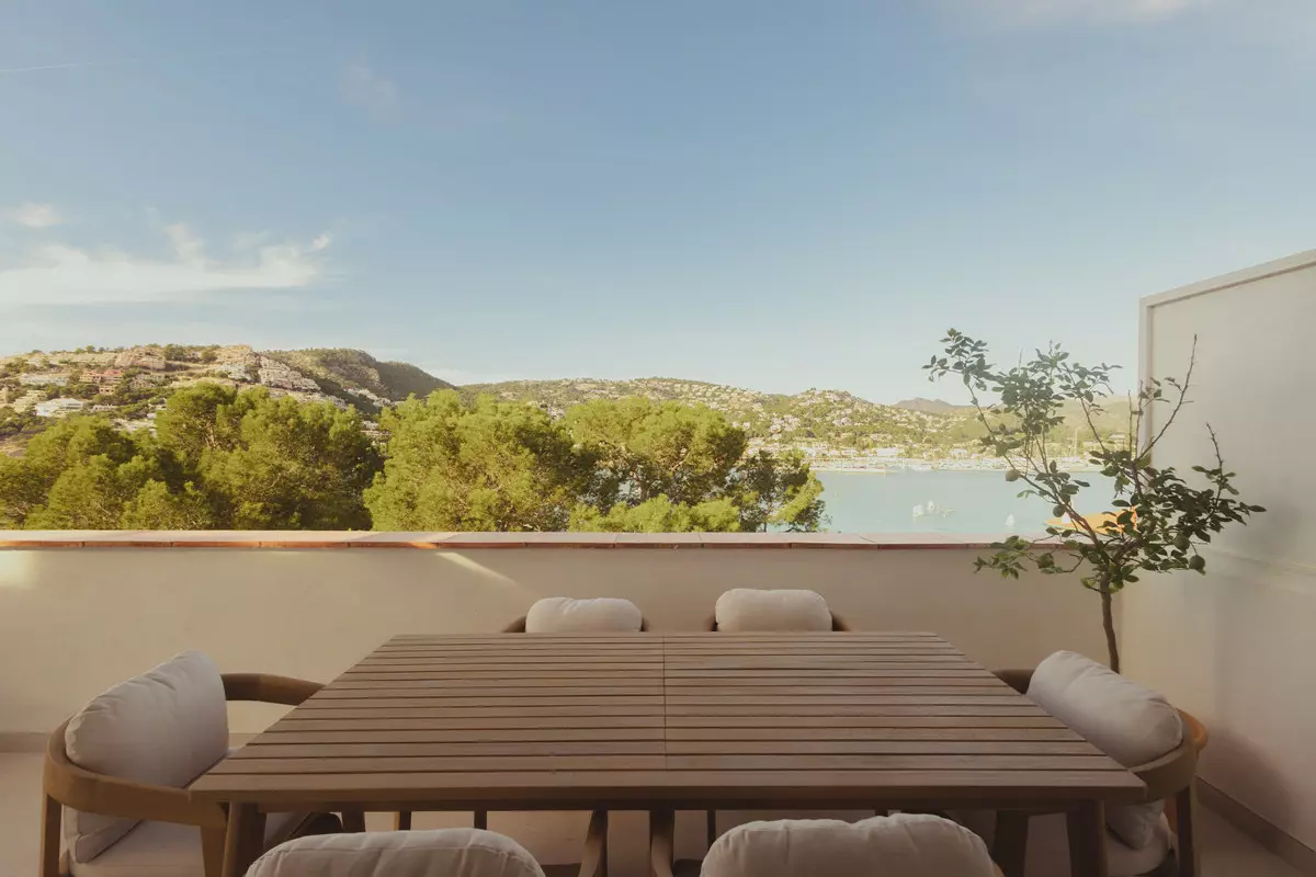 3-bedroom Apartment In Andratx, Spain (102 M²)