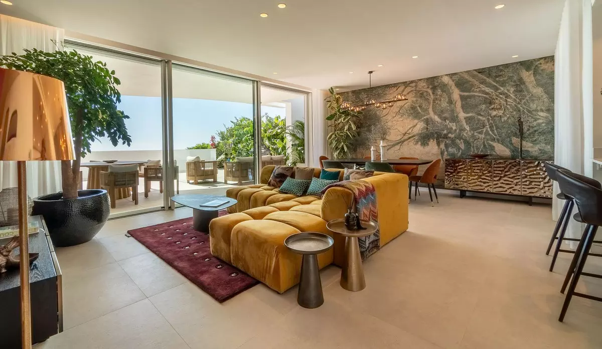 3-bedroom Apartment In Ojen, Spain (145 M²)