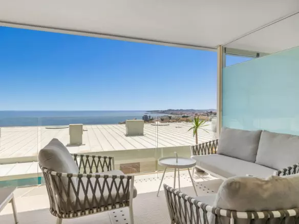 3-bedroom Apartment In Fuengirola, Spain (130 M²)
