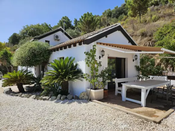 3-bedroom Villa In Guaro, Spain (152 M²)