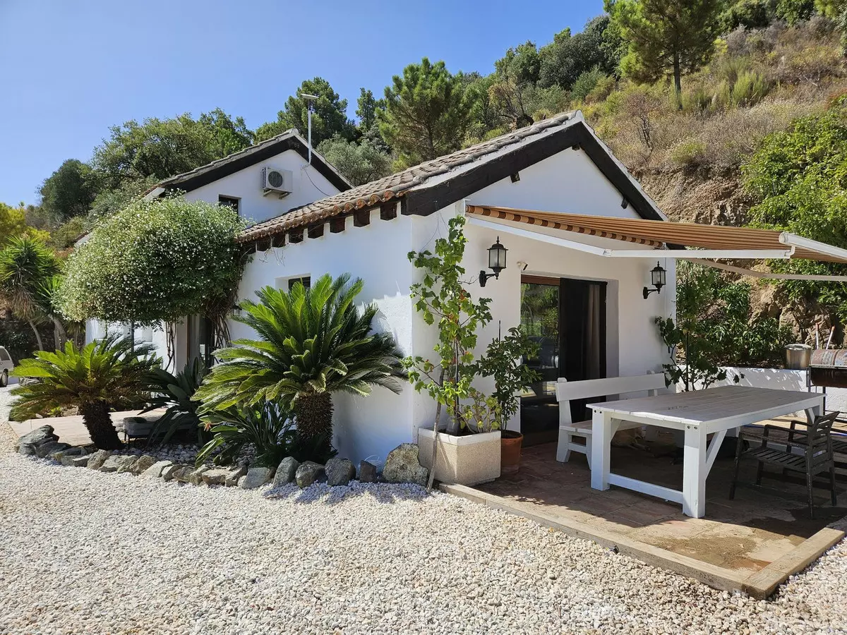 3-bedroom Villa In Guaro, Spain (152 M²)