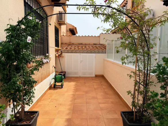3-bedroom Villa In Orihuela, Spain (70 M²)