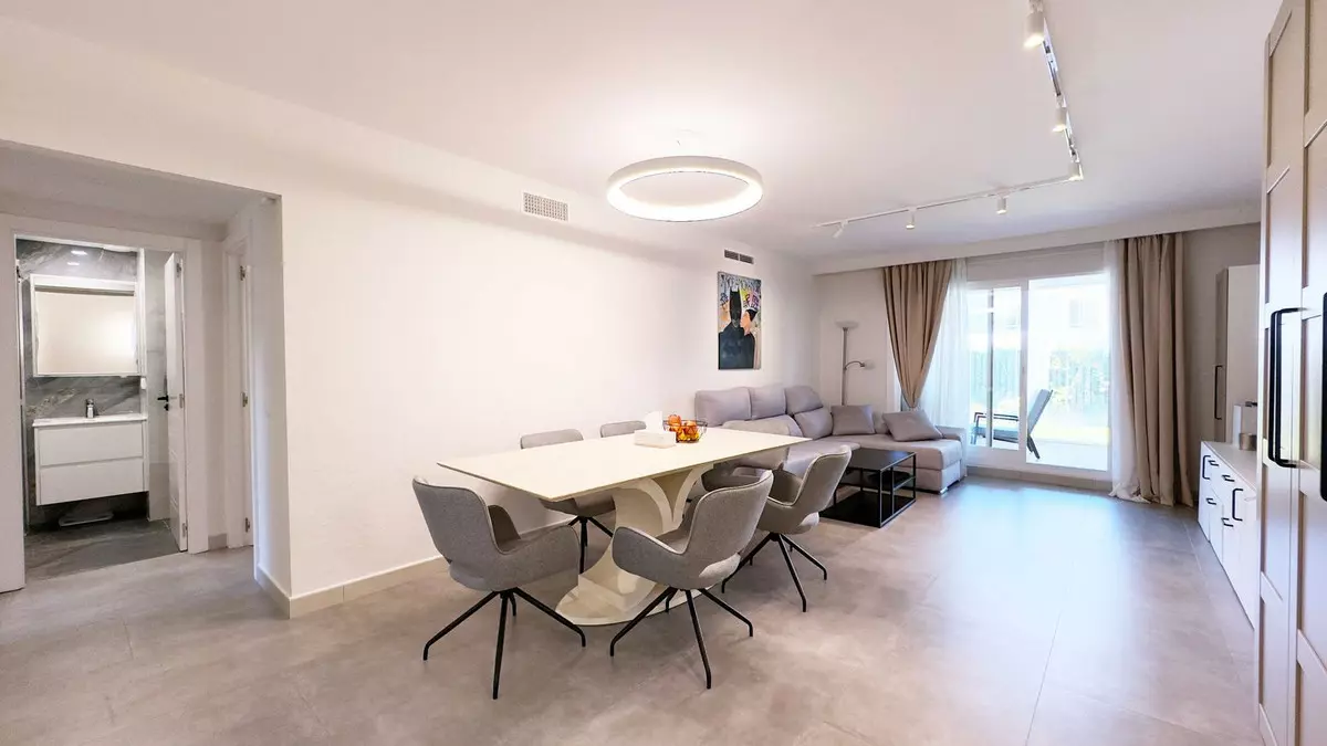 2-bedroom Apartment In Estepona, Spain (92 M²)