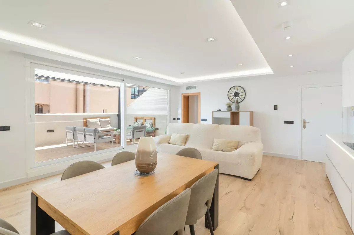 3-bedroom Apartment In Fuengirola, Spain (130 M²)