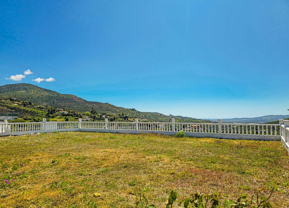 1-bedroom Villa In La Viñuela, Spain (65 M²)