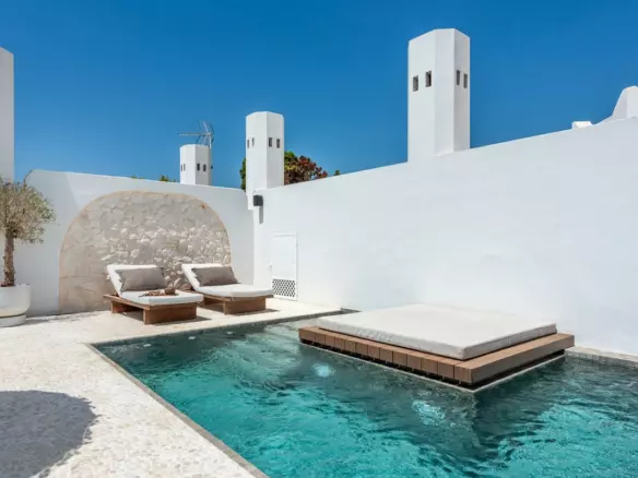 3-bedroom Apartment In Marbella, Spain (223 M²)