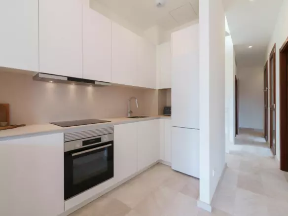 3-bedroom Apartment In Palma De Mallorca, Spain (170 M²)