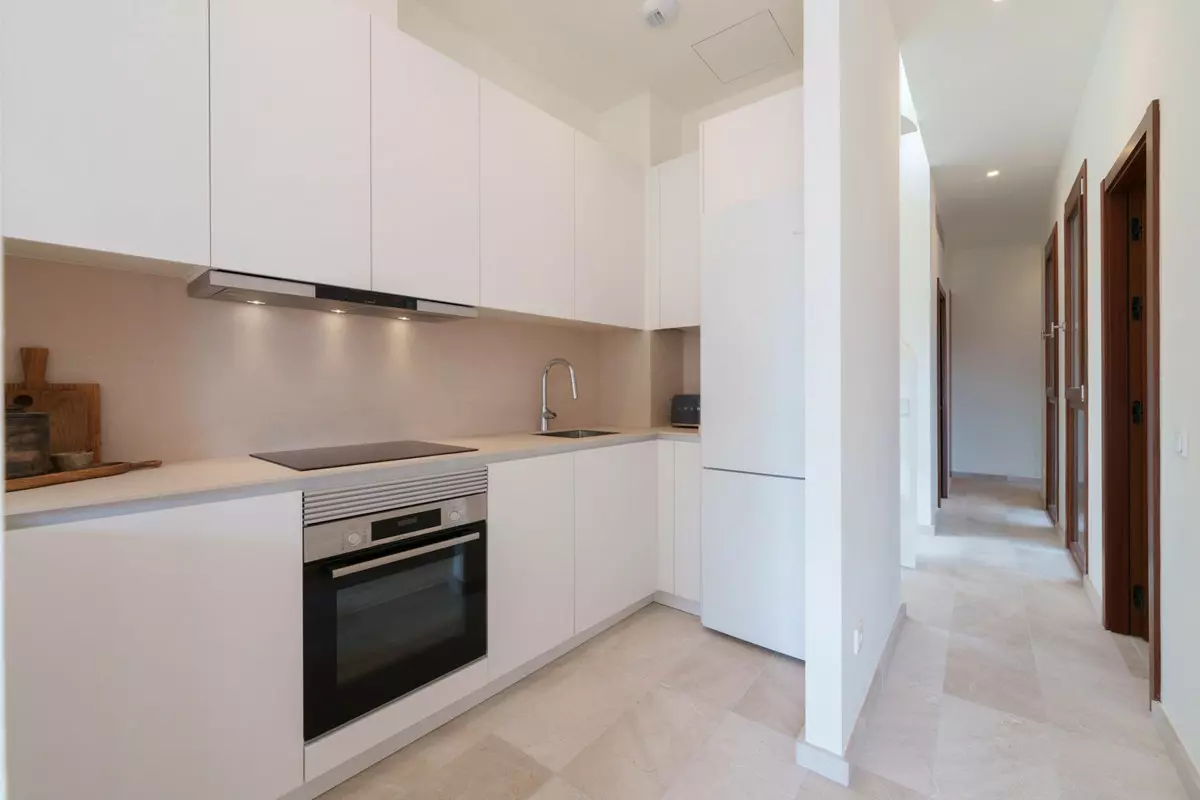 3-bedroom Apartment In Palma De Mallorca, Spain (170 M²)