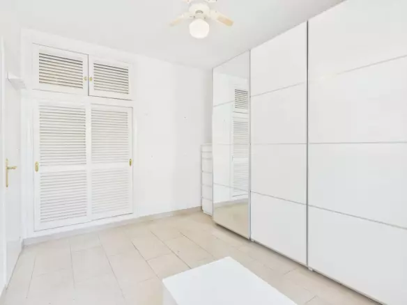 1-bedroom Apartment In Estepona, Spain (53 M²)