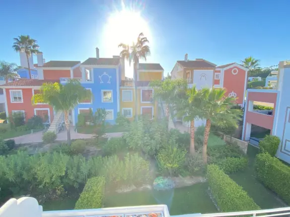 3-bedroom Apartment In Estepona, Spain (130 M²)