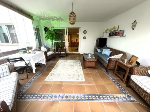 3-bedroom Apartment In Estepona, Spain (117 M²)