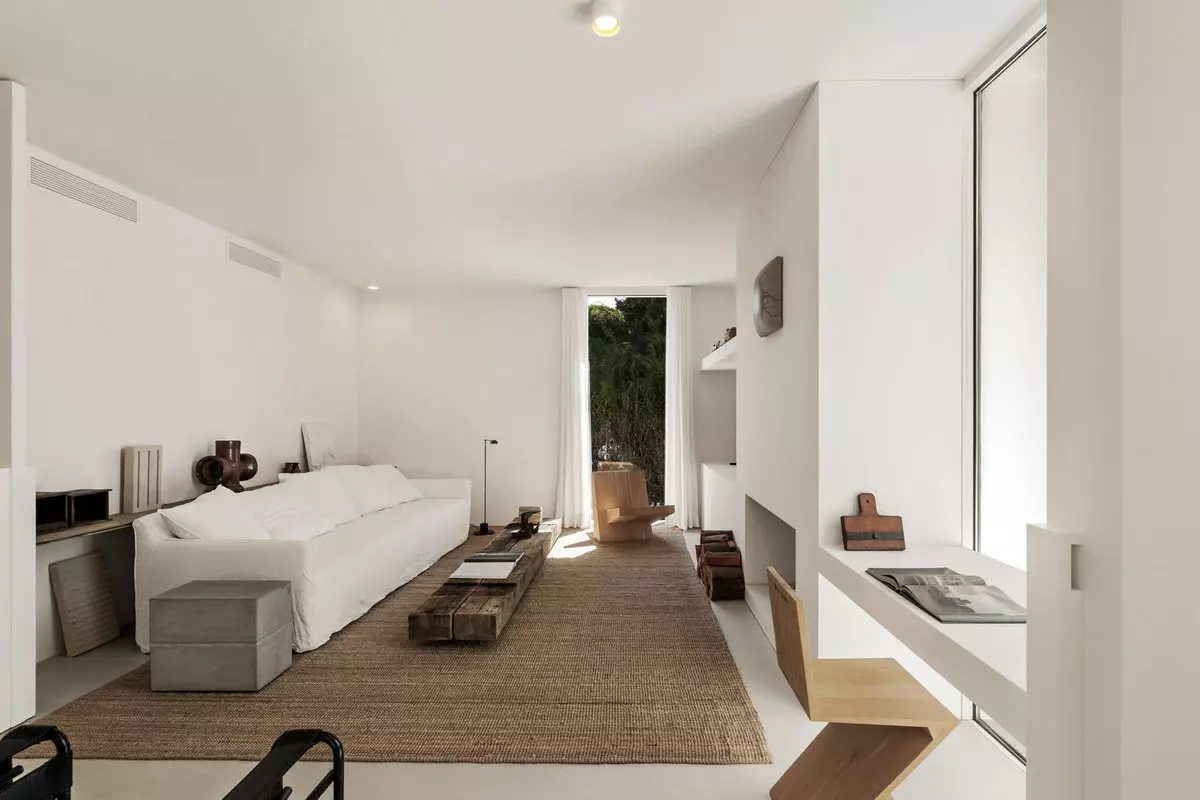 4-bedroom Villa In Estepona, Spain (262 M²)