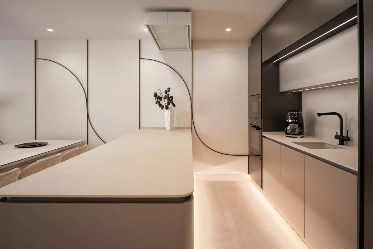 3-bedroom Apartment In Estepona, Spain (127 M²)