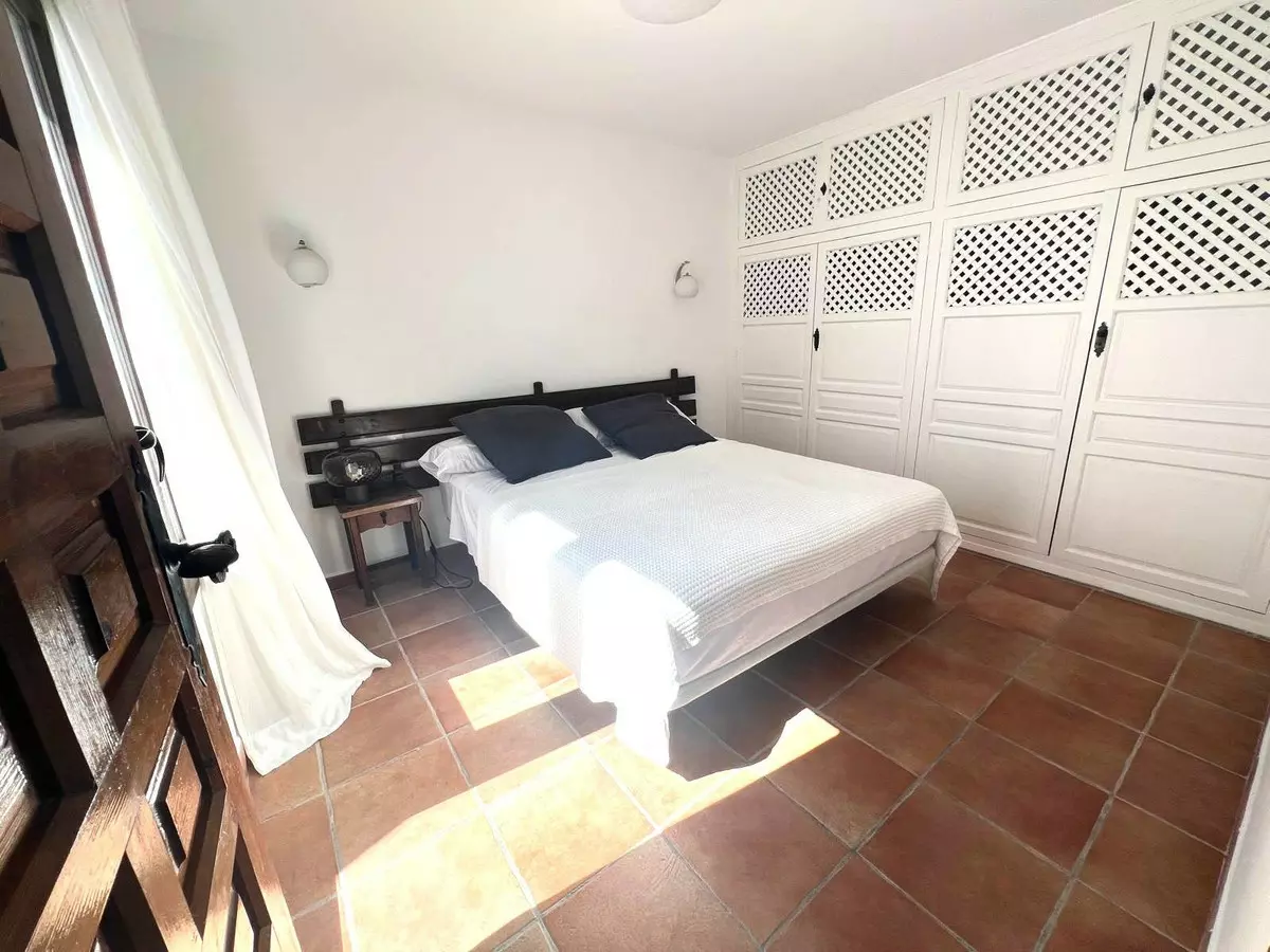 2-bedroom Apartment In Estepona, Spain (87 M²)