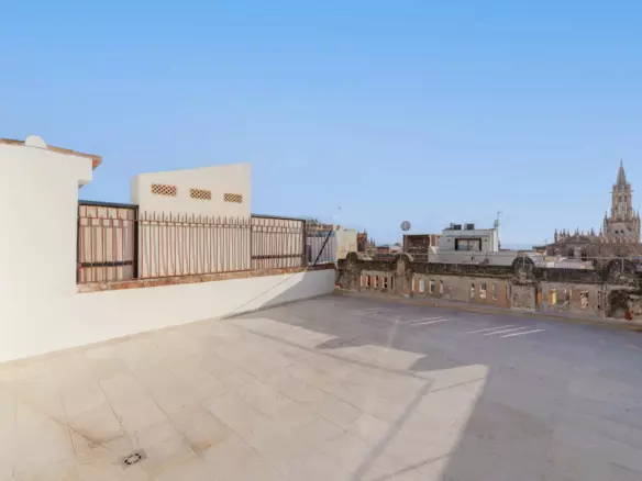 3-bedroom Apartment In Palma De Mallorca, Spain (170 M²)