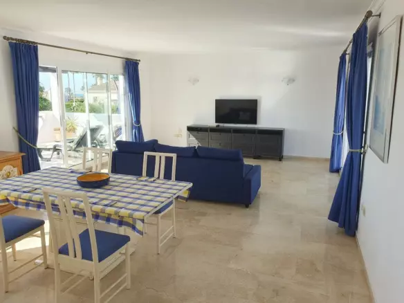 2-bedroom Apartment In Estepona, Spain (115 M²)