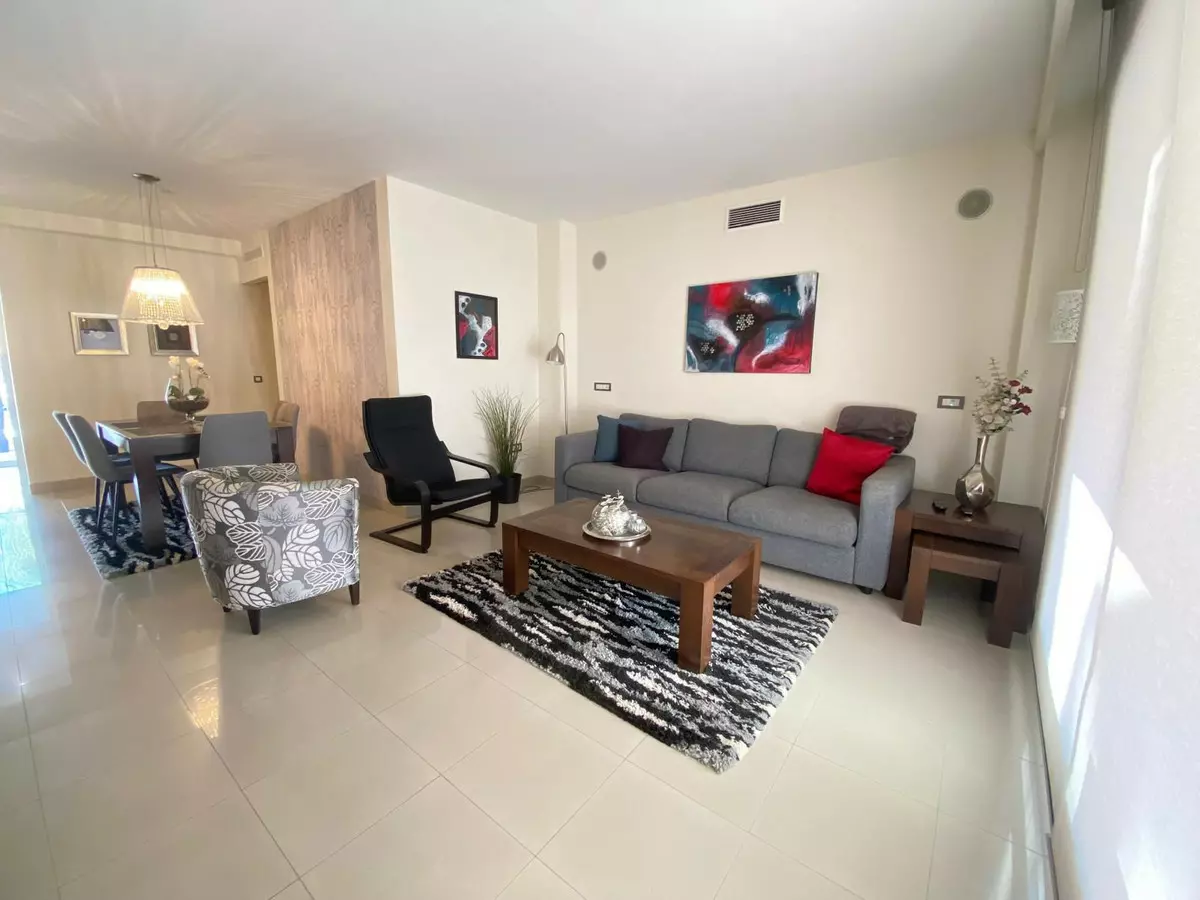 3-bedroom Apartment In Estepona, Spain (130 M²)