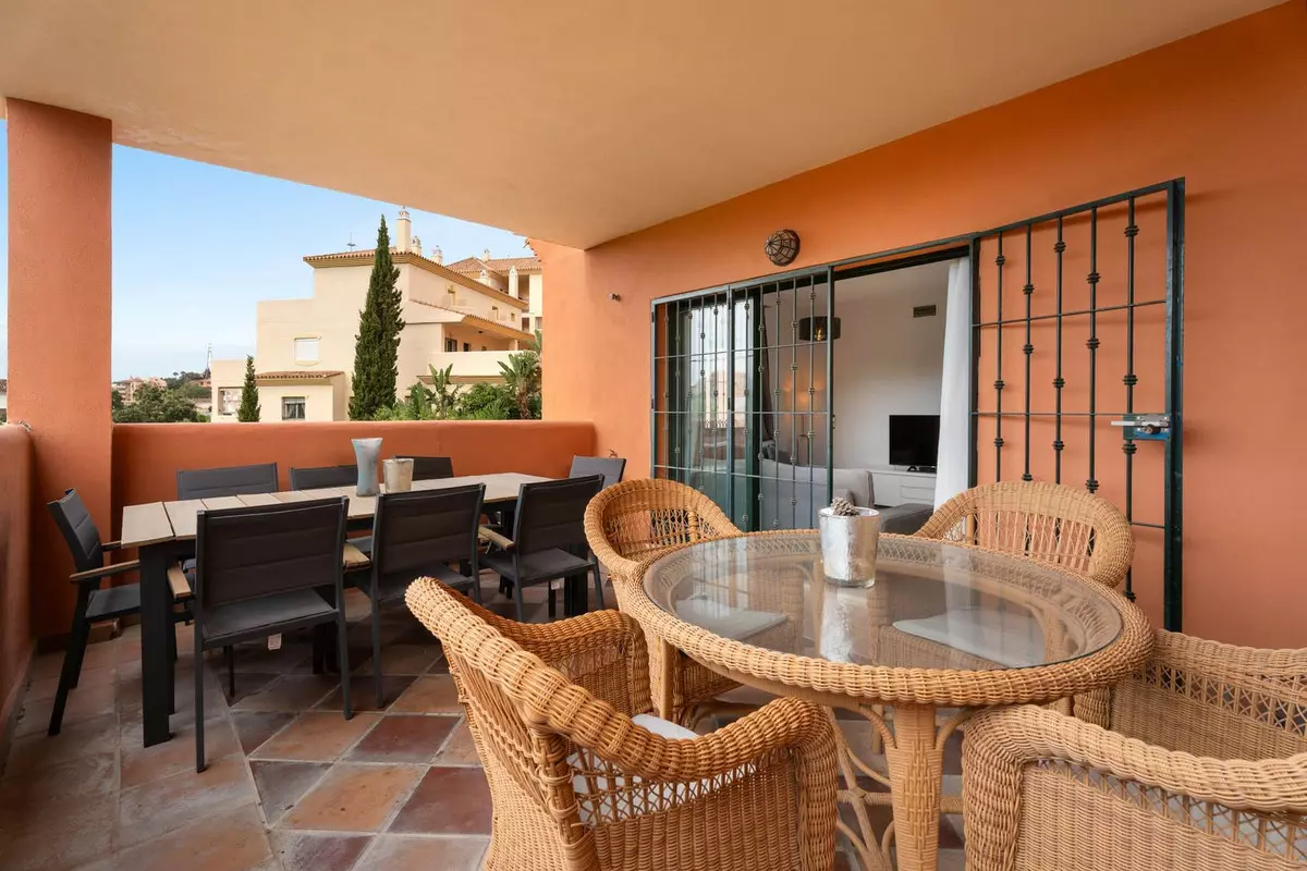 3-bedroom Apartment In Marbella, Spain (133 M²)