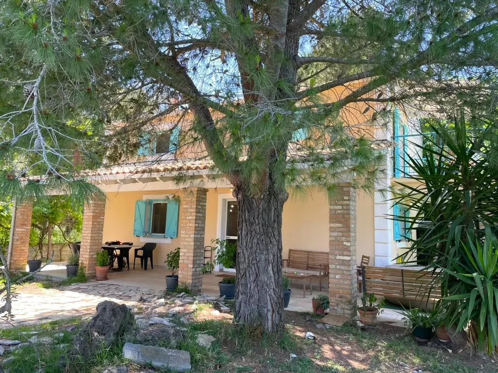 3-bedroom Detached House In Corfu, Greece (140 M²)