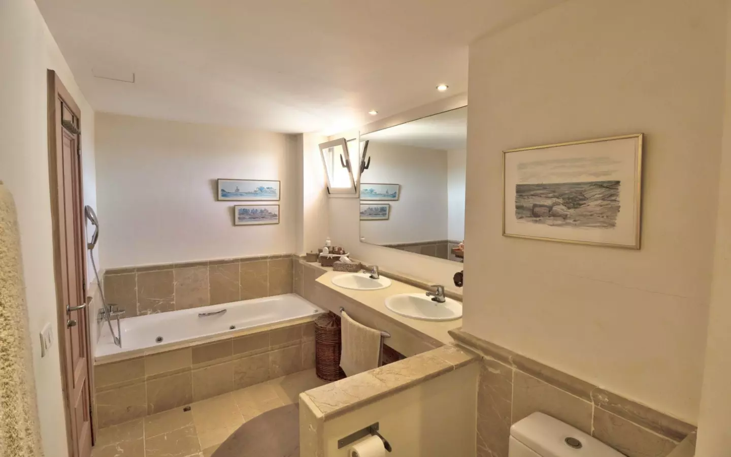 3-bedroom Penthouse In Calvià, Spain (194 M²)
