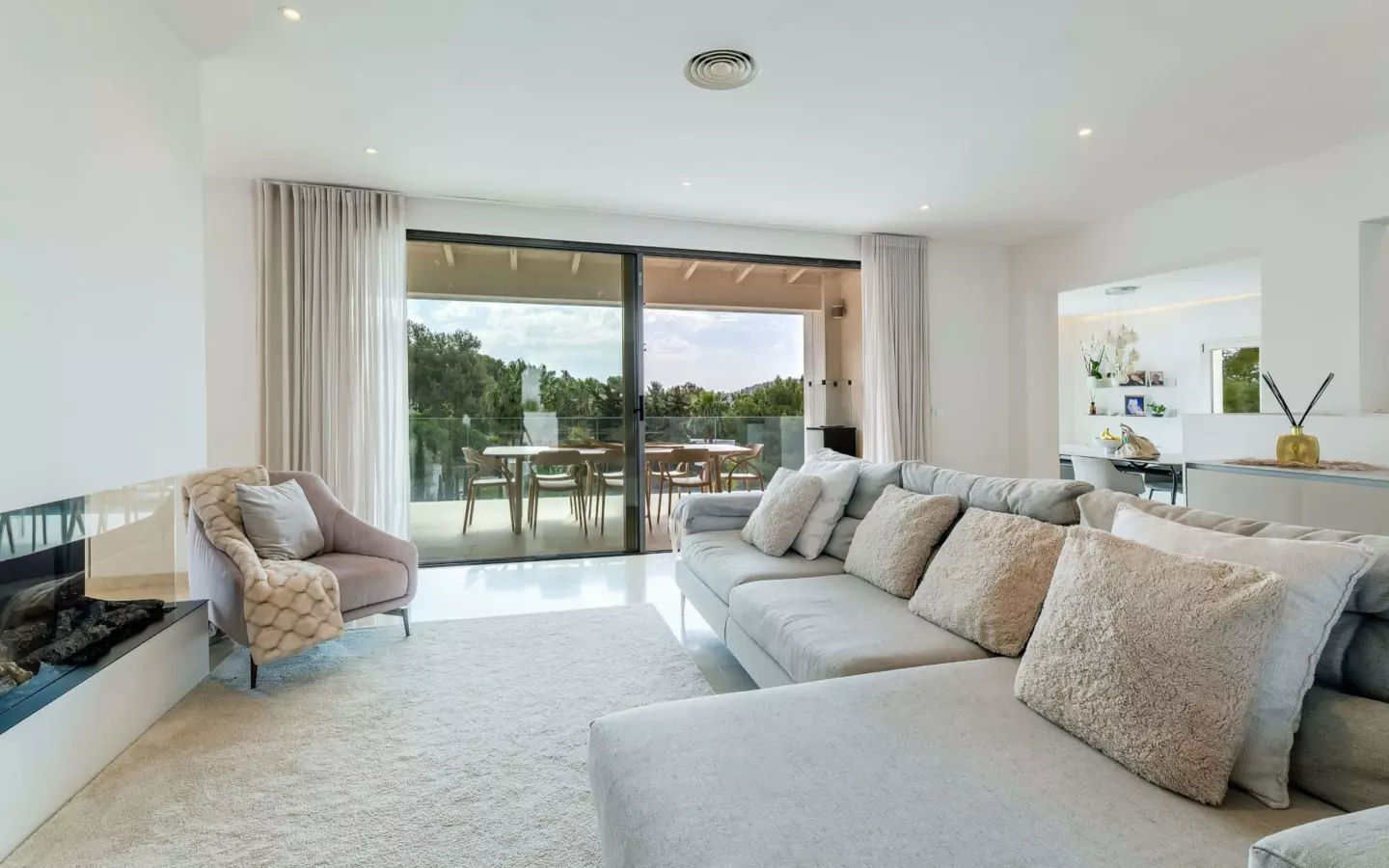 5-bedroom Villa In Calvià, Spain (364 M²)