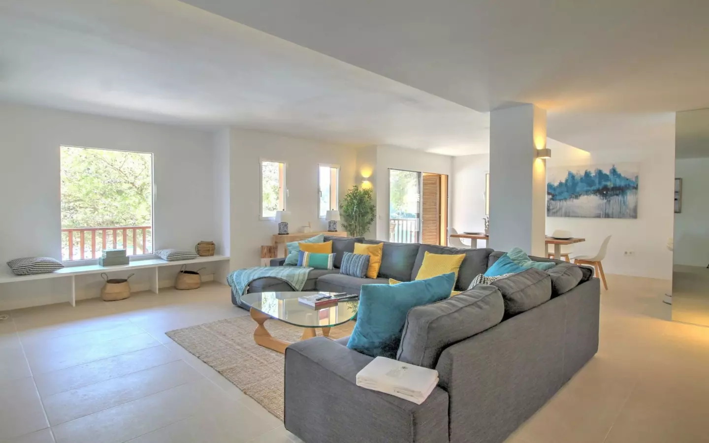 4-bedroom Apartment In Calvià, Spain (196 M²)